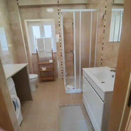 Casa 10 - Do Pedrogao * Лейрия