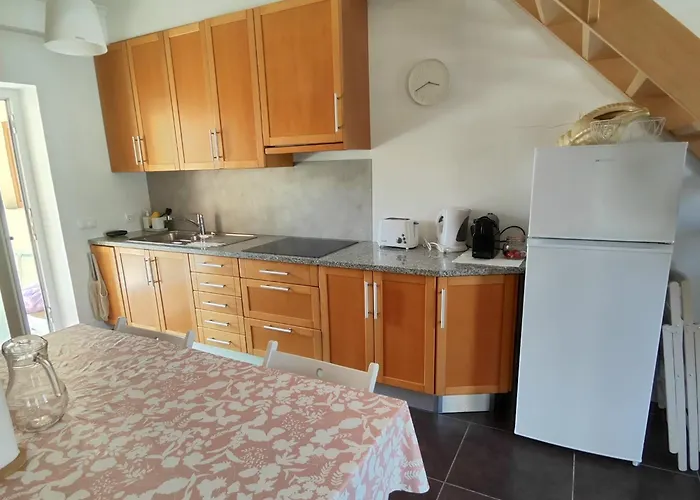 Casa 10 - Do Pedrogao * Лейрия